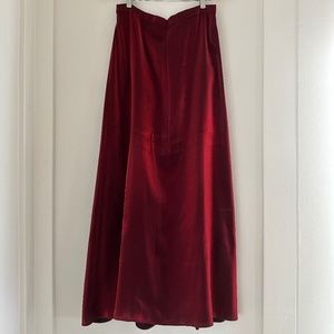 Betsy & Adam Long Shimmery Formal Skirt - Size S - Red